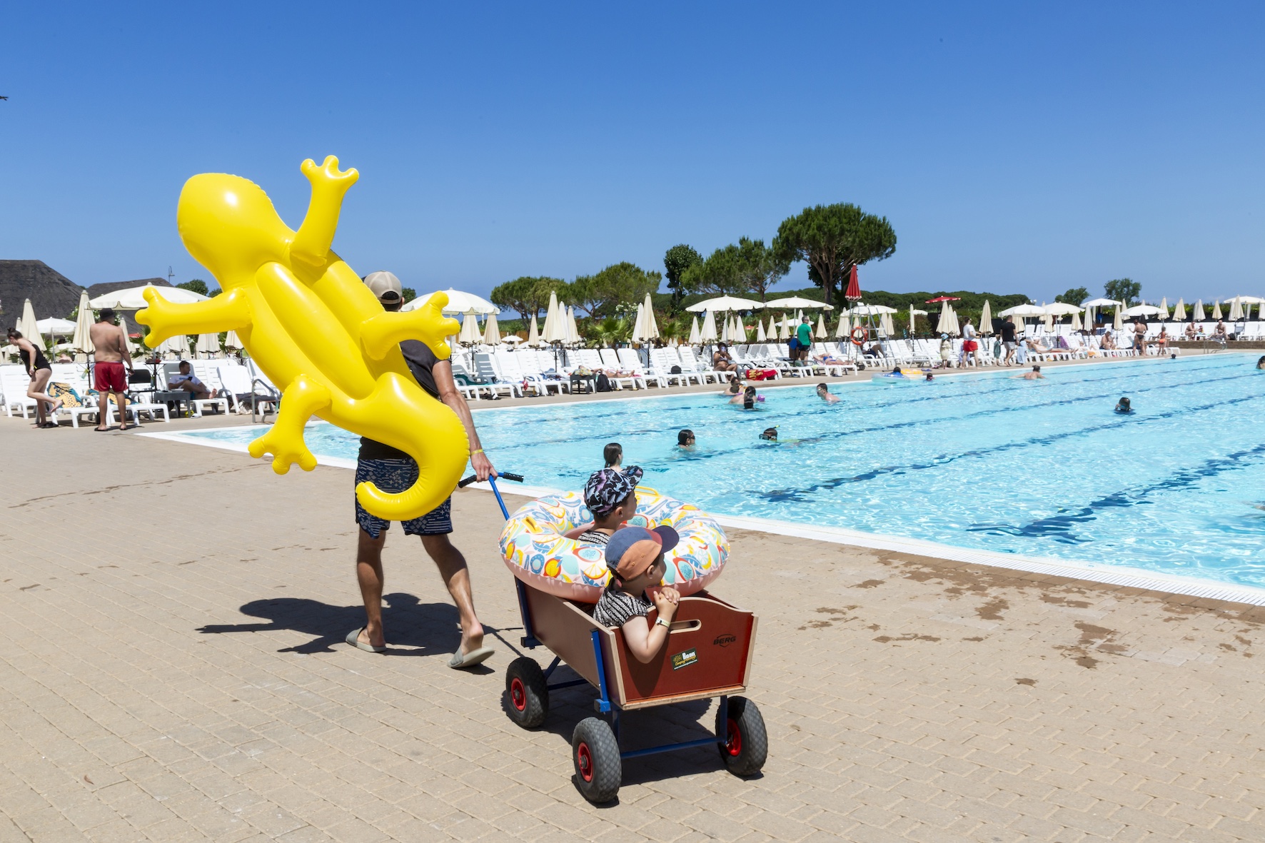 hu Park Albatros village | Famiglia in piscina
