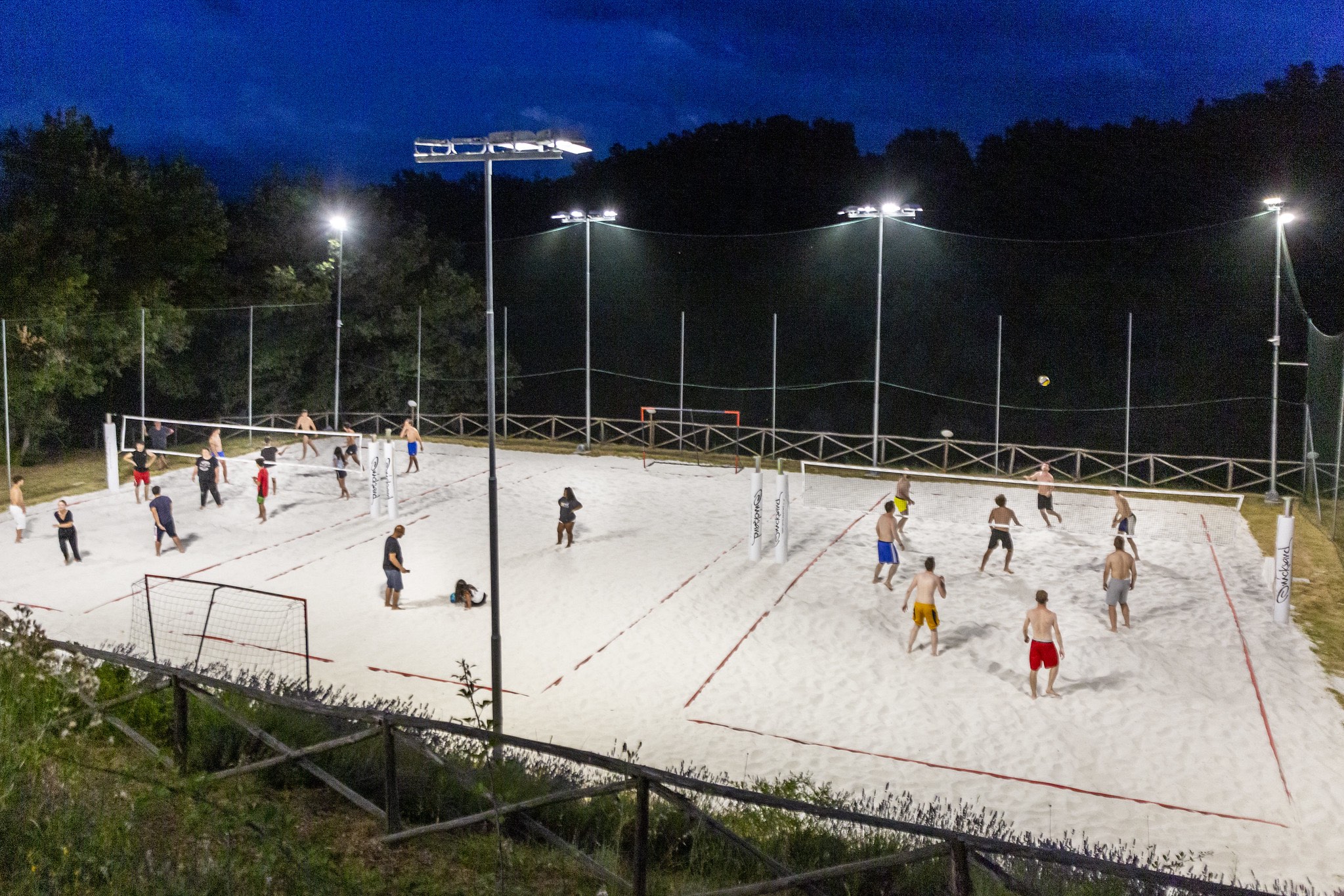 Campo da beach volley del villaggio